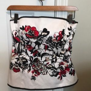 White House black market bustier